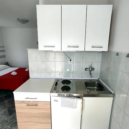 Apartamento With Parking Space Slatine, Ciovo - 12811 Slatine