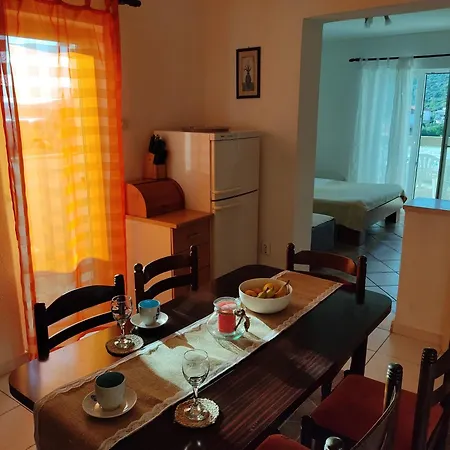 Apartamento With Parking Space Slatine, Ciovo - 12811 Slatine